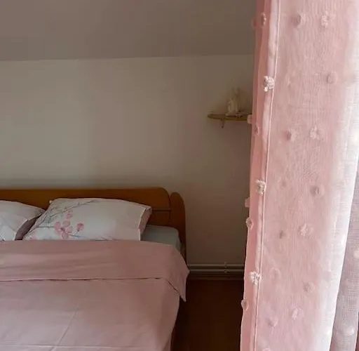 Apartman Flora