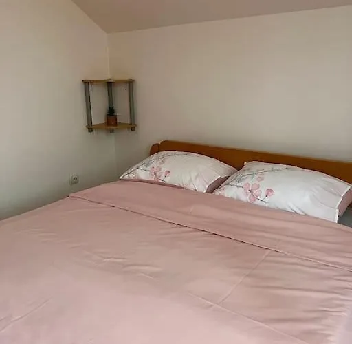 Apartman Flora